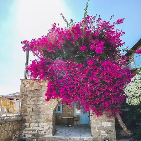 Cyprus Villages - & Restaurant - Location - With Access To Pool And Stunning Views *