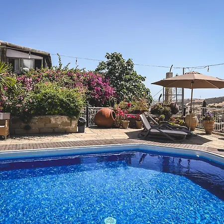 Cyprus Villages - & Restaurant - Location - With Access To Pool And Stunning Views בית כפרי