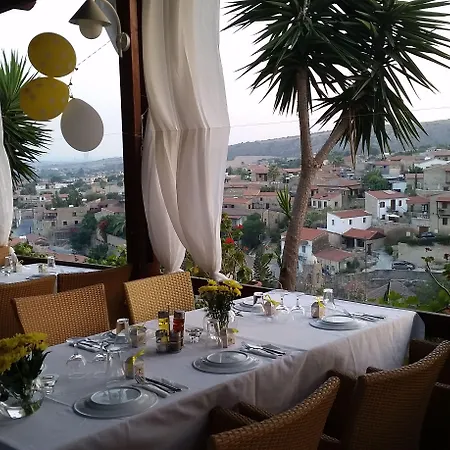 בית כפרי Cyprus Villages - & Restaurant - Location - With Access To Pool And Stunning Views טוקהיני