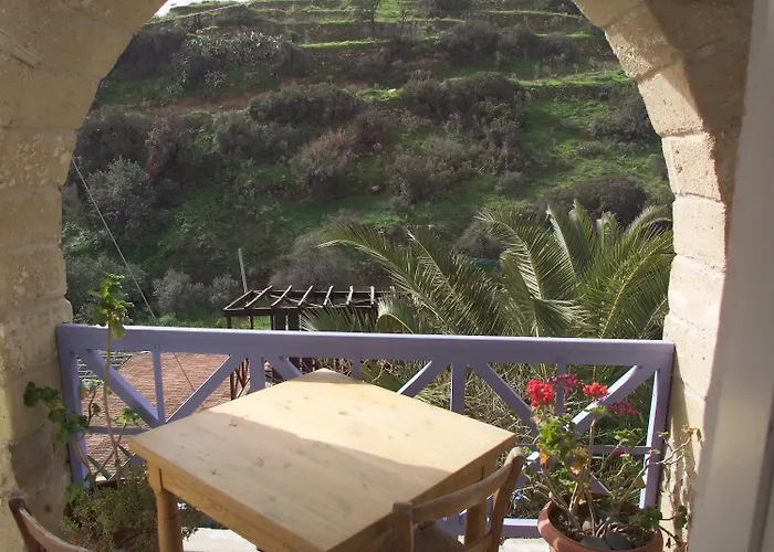 Cyprus Villages - & Restaurant - Location - With Access To Pool And Stunning Views Landhuis Tokhni