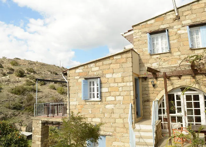 Landhuis Cyprus Villages - & Restaurant - Location - With Access To Pool And Stunning Views