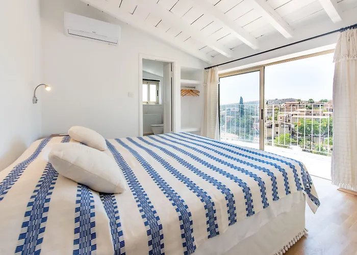 Cyprus Villages - & Restaurant - Location - With Access To Pool And Stunning Views *