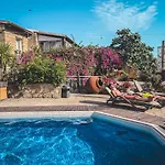 Country house Cyprus Villages - & Restaurant - Location - With Access To Pool And Stunning Views Tochni