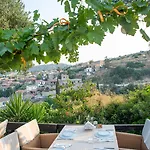 Cyprus Villages - & Restaurant - Location - With Access To Pool And Stunning Views * Tochni