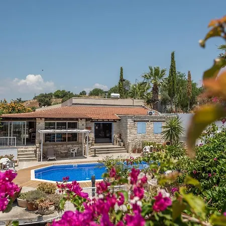 Cyprus Villages - & Restaurant - Location - With Access To Pool And Stunning Views * Tochni