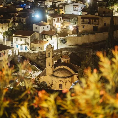 Cyprus Villages - & Restaurant - Location - With Access To Pool And Stunning Views トチーニ