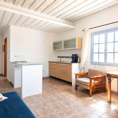 Cyprus Villages & Restaurant - Location - - With Access To Pool And Stunning Views Country house *
