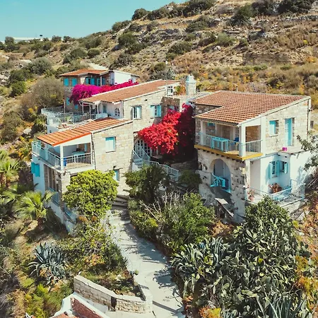 Cyprus Villages - & Restaurant - Location - With Access To Pool And Stunning Views *