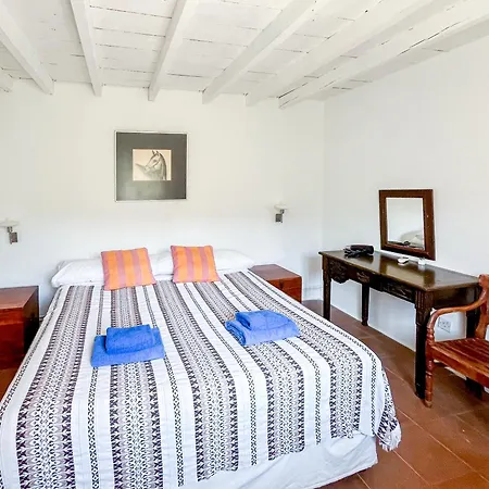 Cyprus Villages & Restaurant - Location - - With Access To Pool And Stunning Views Tochni