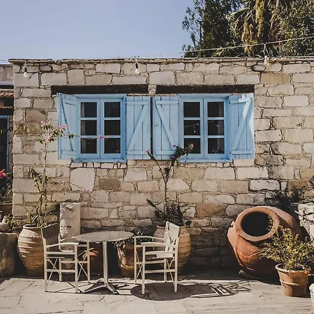 Country house Cyprus Villages & Restaurant - Location - - With Access To Pool And Stunning Views
