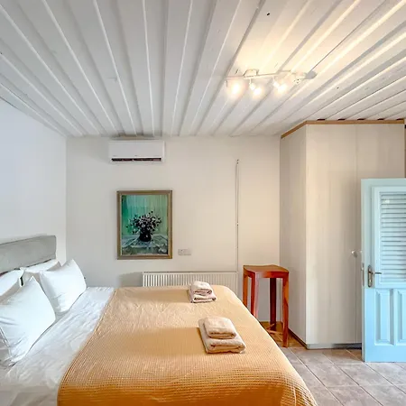 Cyprus Villages & Restaurant - Location - - With Access To Pool And Stunning Views * Тохни