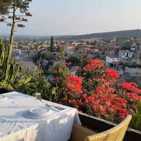 Casă la țară Cyprus Villages - & Restaurant - Location - With Access To Pool And Stunning Views *