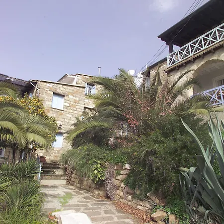 Cyprus Villages - & Restaurant - Location - With Access To Pool And Stunning Views Casă la țară