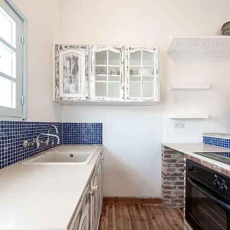 Cyprus Villages - & Restaurant - Location - With Access To Pool And Stunning Views Tochni