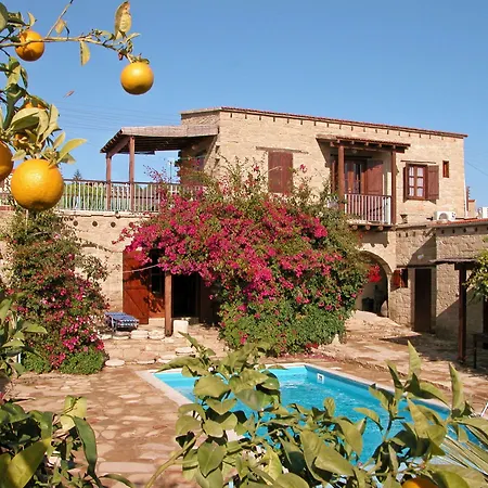Country house Cyprus Villages - & Restaurant - Location - With Access To Pool And Stunning Views