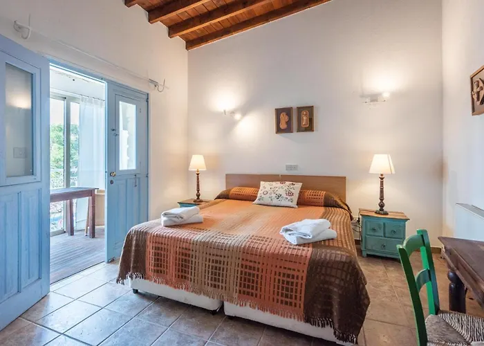 Cyprus Villages - & Restaurant - Location - With Access To Pool And Stunning Views Tochni