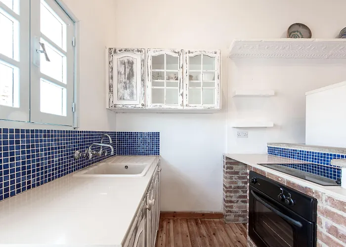 Cyprus Villages - & Restaurant - Location - With Access To Pool And Stunning Views Tóhni