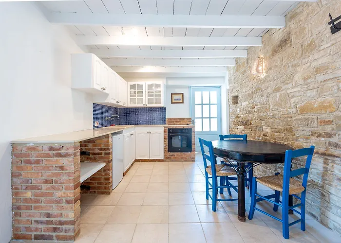 Cyprus Villages - & Restaurant - Location - With Access To Pool And Stunning Views Hétvégi ház *